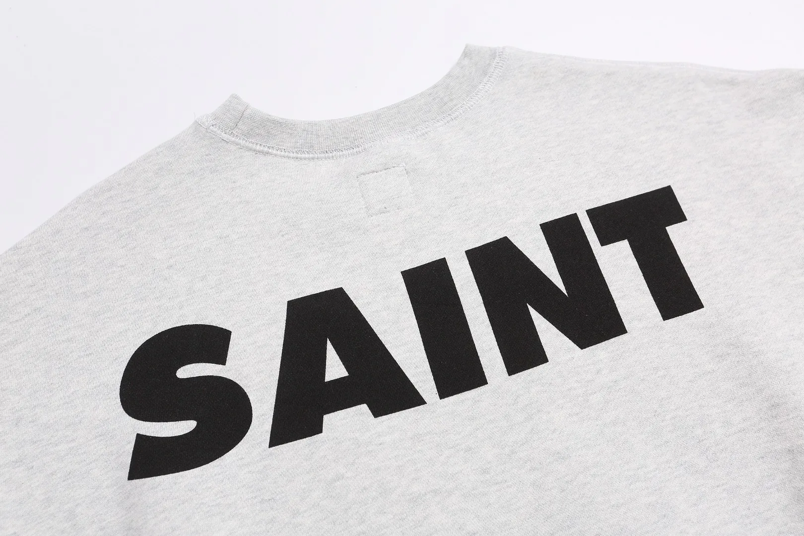 Saint Michael Friends VTG American portrait loose velvet round neck pullover sweatshirt Fabric: 420g Style number: SM603 Size: S-M-L-XL Color: Gray Price: P190